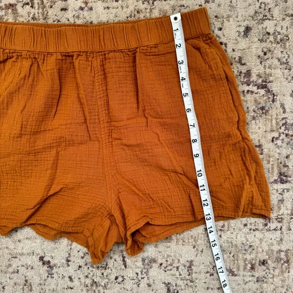 Universal Thread Shorts - Picture 6 of 10